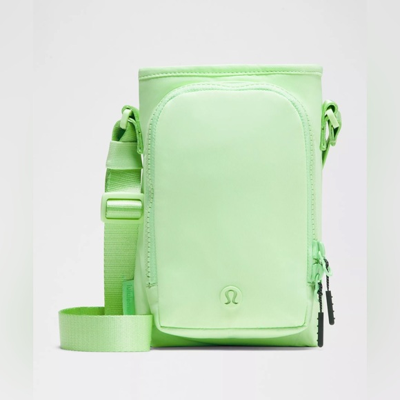 NWT Lululemon Light Green Water Bottle Crossbody Bag🧃 - Picture 1 of 8